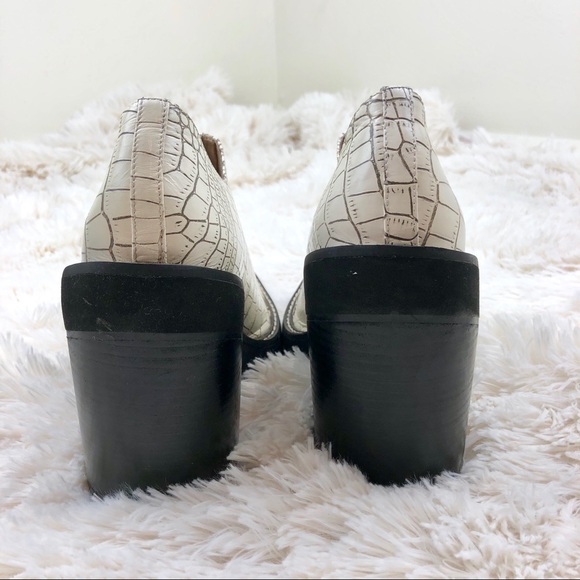 Jeffrey Campbell Fink Whit Croc Booties Size 8 - Picture 6 of 8